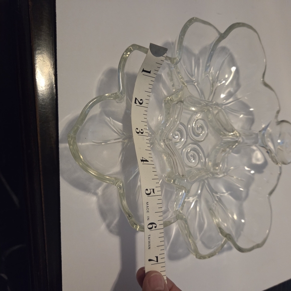 Source Unknown Clear Glass Floral Serving Dish - Picture 6 of 6